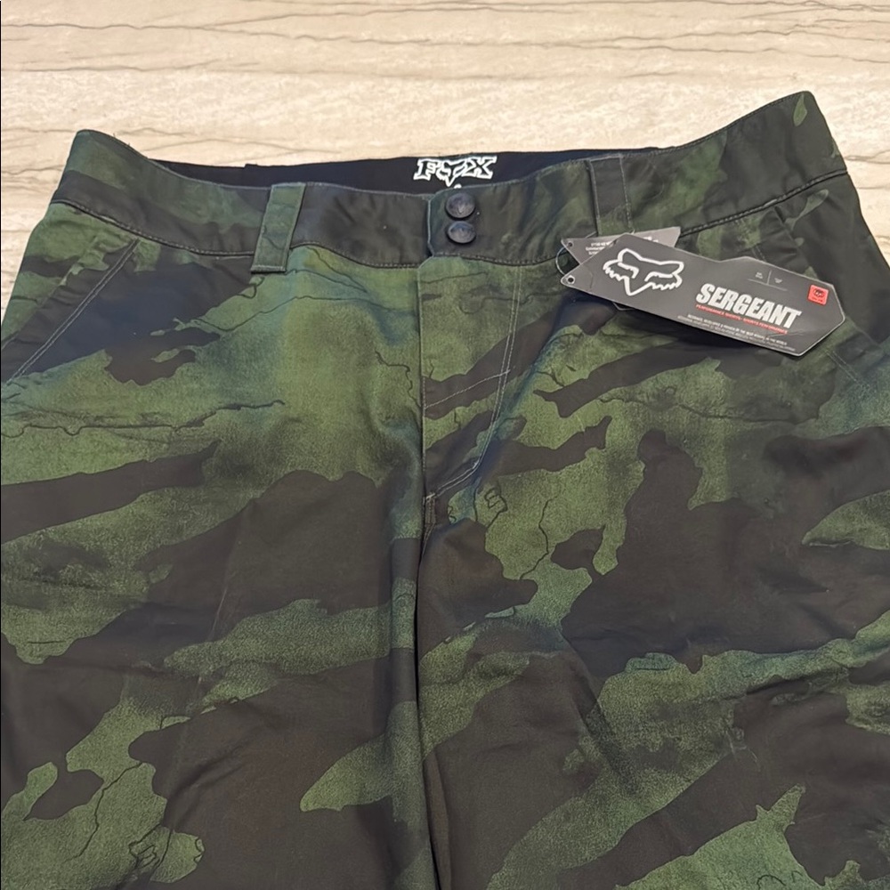 Fox Men's Cargo Shorts - Green Camouflage
